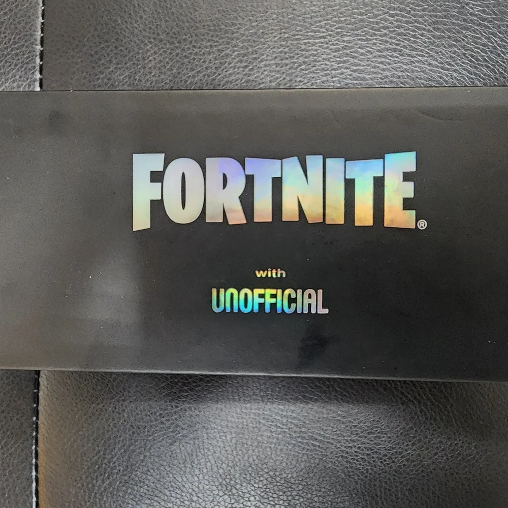 FORTNITE WITH UNOFFICIAL Black Sunglasses 